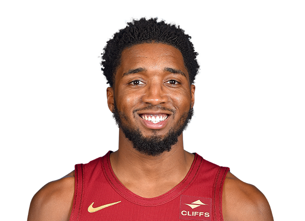 https://img.cplusfoto.com/img/basketball/player/1976045096d3457728dd355c08d5c742.png