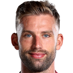 https://img.cplusfoto.com/img/football/player/9128161b0ad45d7ec4786a3a7739994b.png